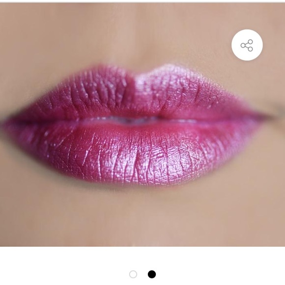 FF lipstick 💄 - Picture 2 of 10